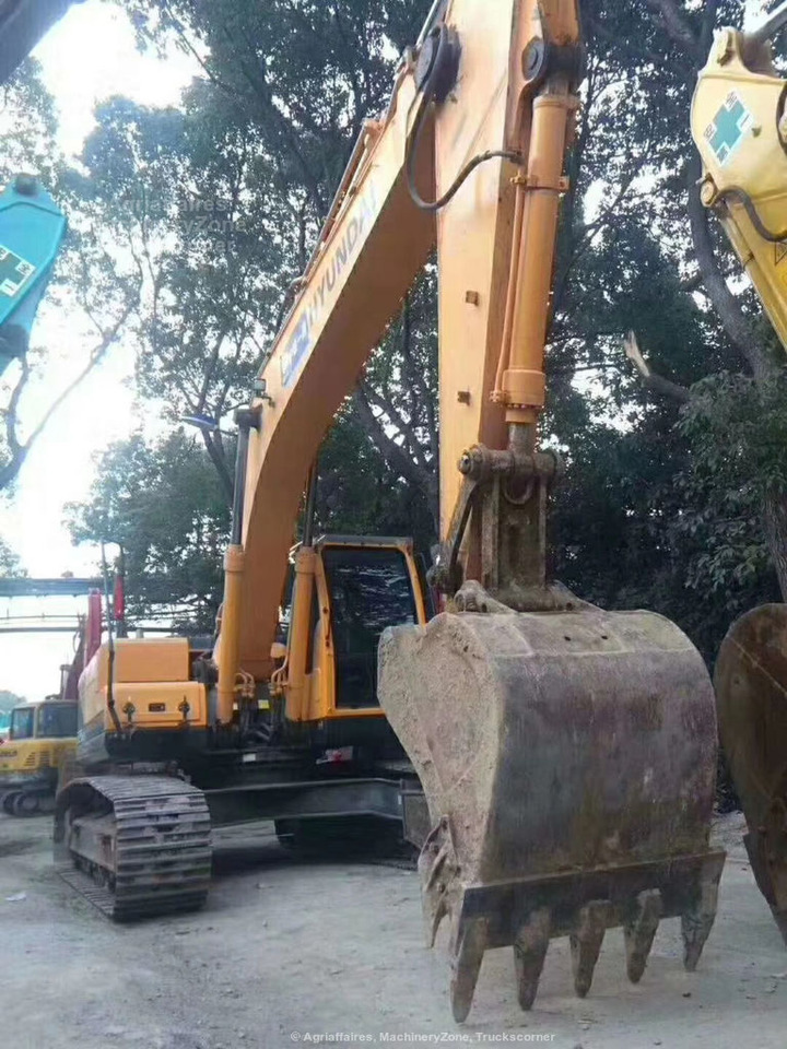 Crawler excavator Hyundai 225LC-9: picture 6