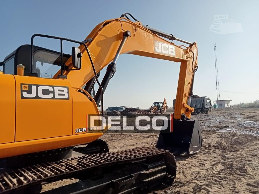 New Crawler excavator JCB NXT215 LC: picture 9
