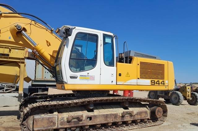 Crawler excavator Liebherr R944C LC Litronic: picture 4