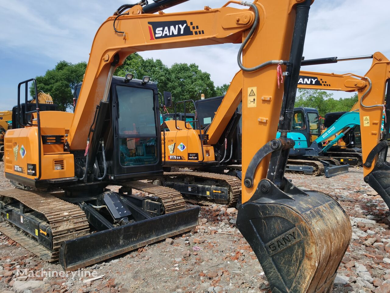Crawler excavator Sany SY75: picture 7