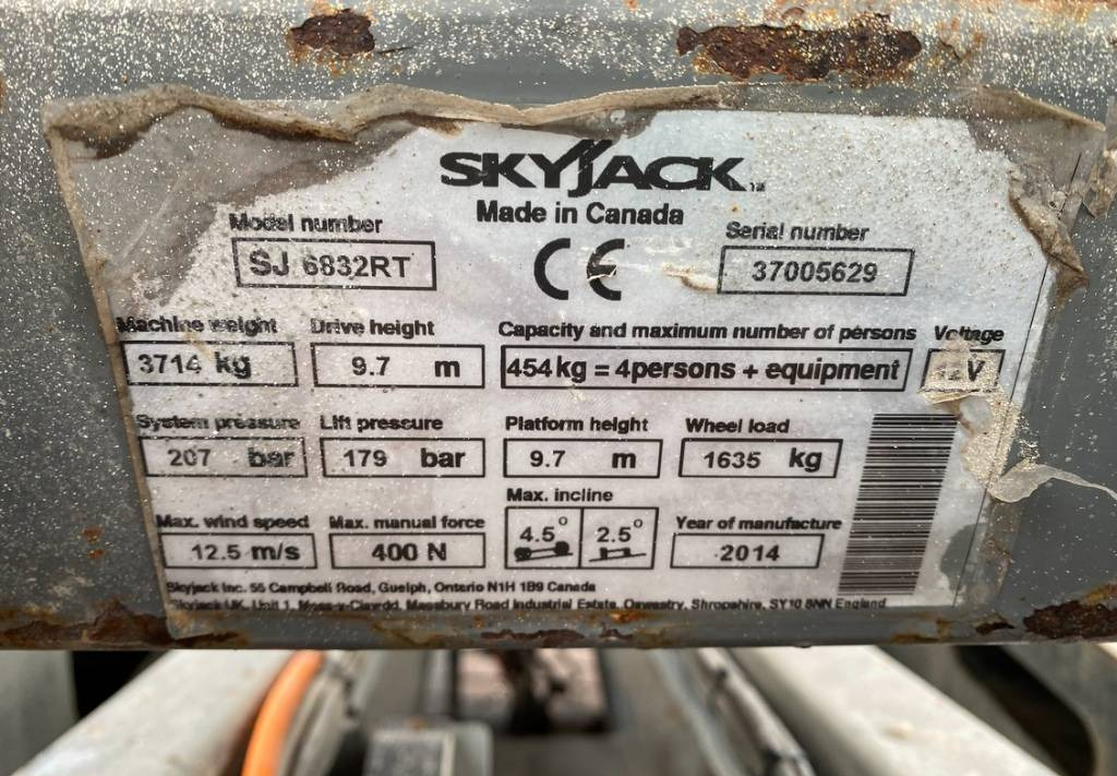 Scissor lift SkyJack SJ6832 RT Diesel 4x4 Scissor Work LIft 1180cm: picture 10