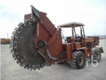 Ditch Witch 8020JD - Trencher