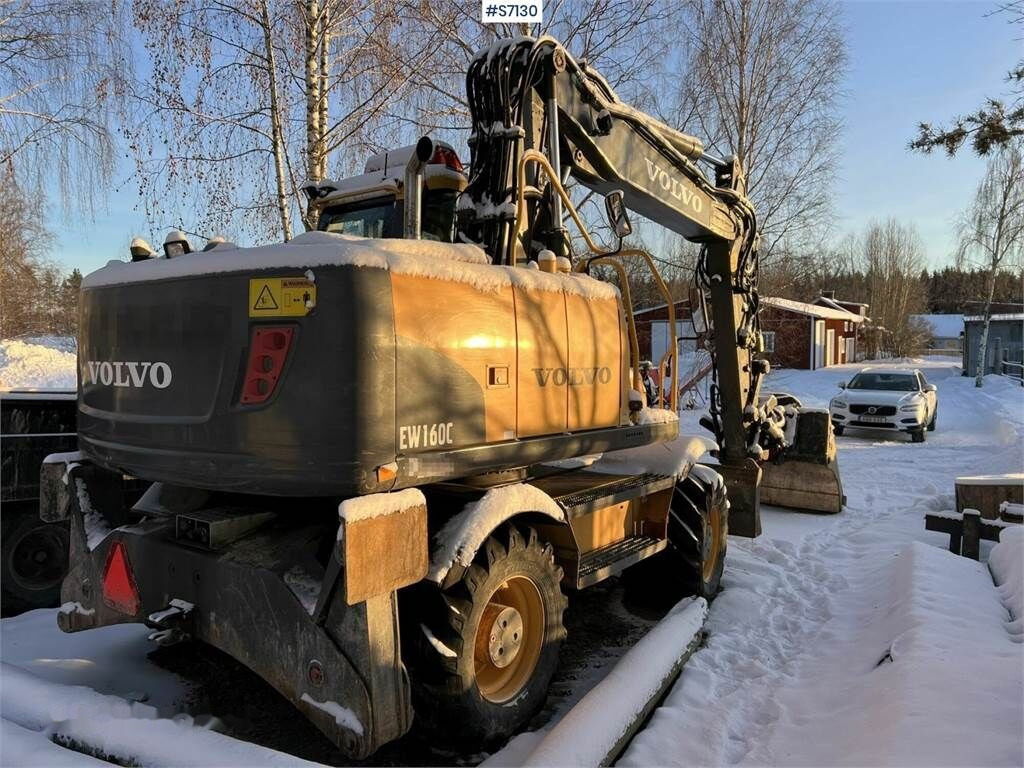 Wheel excavator Volvo EW160 C: picture 2