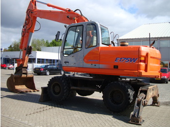 FIAT-KOBELCO E175W - Wheel excavator