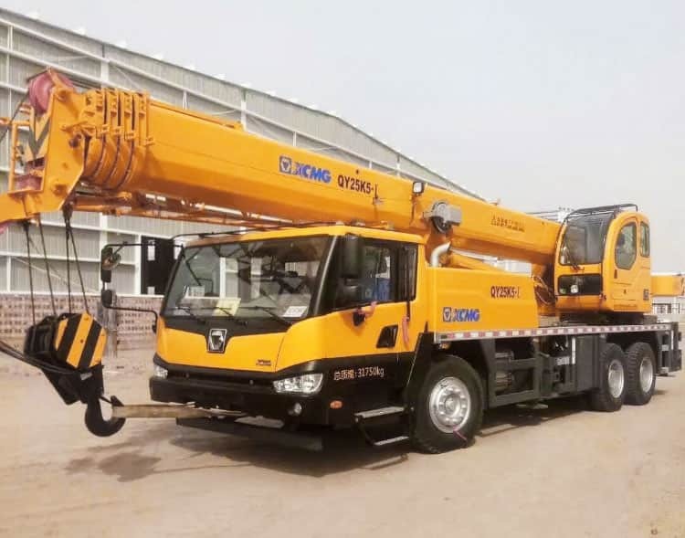 Lease a  XCMG official second hand 25 ton mobile lift crane truck QY25K5-I XCMG official second hand 25 ton mobile lift crane truck QY25K5-I: picture 4