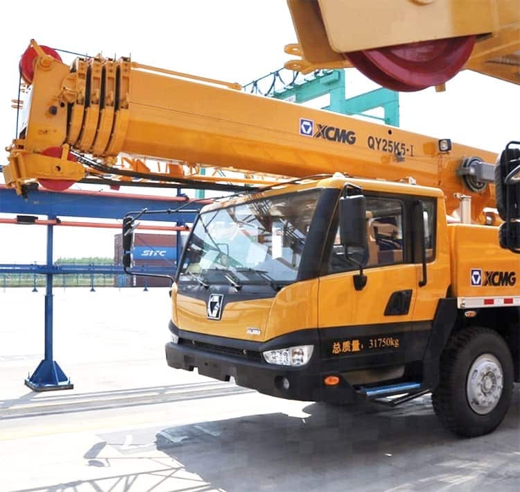 Lease a  XCMG official second hand 25 ton mobile lift crane truck QY25K5-I XCMG official second hand 25 ton mobile lift crane truck QY25K5-I: picture 7