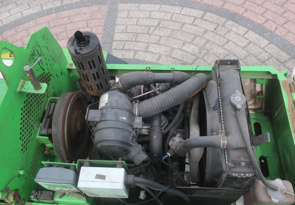 Lease a Greenmech Wood Chipper Diesel (engine issue)  Greenmech Wood Chipper Diesel (engine issue): picture 12