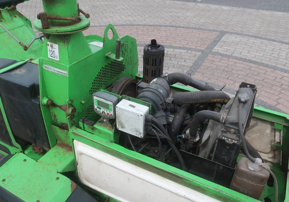 Lease a Greenmech Wood Chipper Diesel (engine issue)  Greenmech Wood Chipper Diesel (engine issue): picture 11