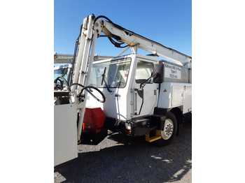 Ground support equipment FMC Deicer Tempest 2: picture 5