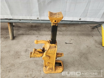  Simplex 5 Ton No.4 Mechanical Jack - Workshop equipment