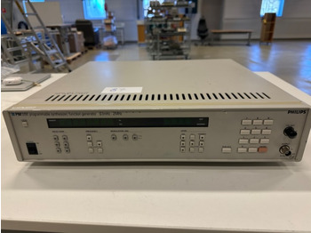  Fluke And Philips, PM 5191 programable synthesizer / funktion generator (67) - Workshop equipment