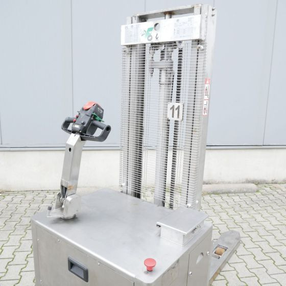 Stacker 20-29D: picture 20