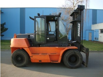 DOOSAN D110S-5 - Forklift