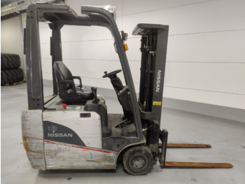 Electric forklift NISSAN