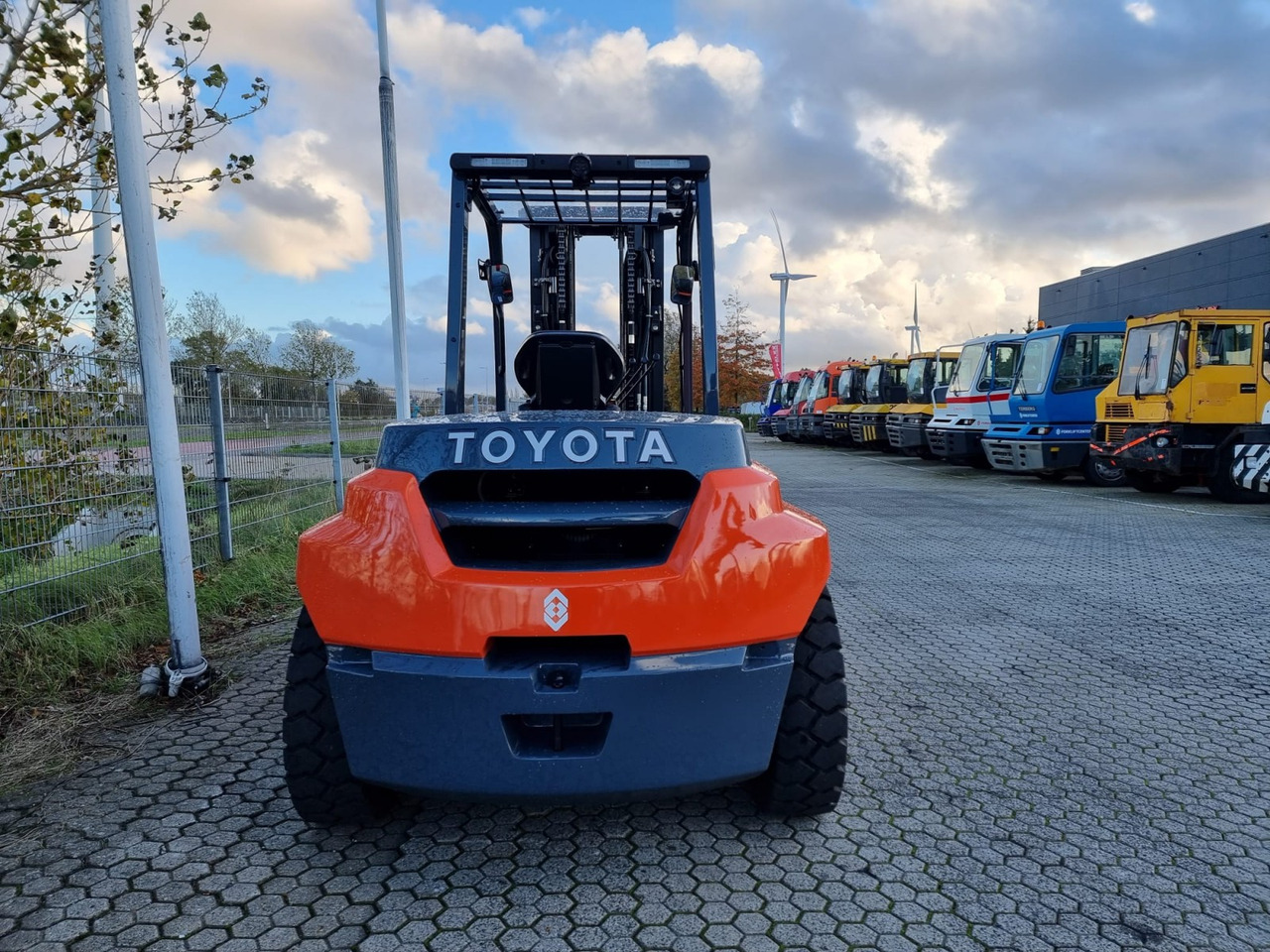 Diesel forklift TOYOTA 8FD70F: picture 8