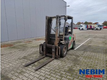 Forklift TOYOTA FDF 30