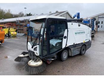 Road sweeper Johnston 142 A: picture 1