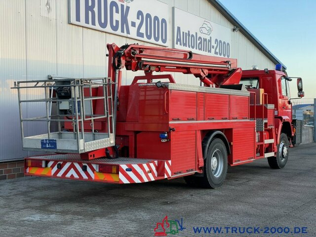 Fire truck MAN 18.280 4x4 Feuerwehr 25m Höhe Rettungskorb: picture 12