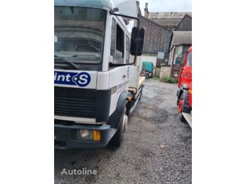 Tow truck Mercedes-Benz: picture 1