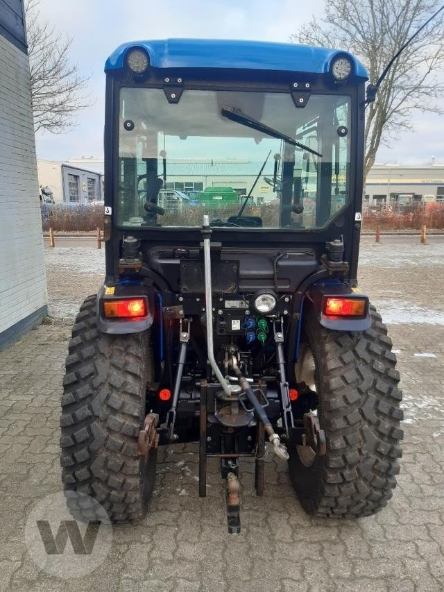 New Municipal tractor New Holland Boomer 35 HST: picture 3