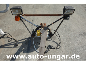 Piaggio Pfau Schneepfluganbau Hydraulik Frontkraftheber Fronthydraulik Schneepflug - Municipal/ Special vehicle