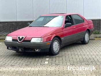 Car Alfa Romeo 164 3.0 V6: picture 1