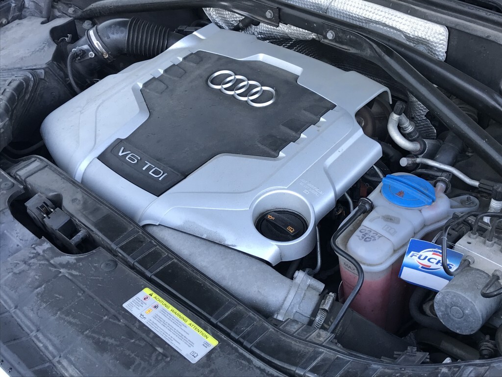 Car Audi Q5 3,0 TDI Quattro, S-Line Edition: picture 24