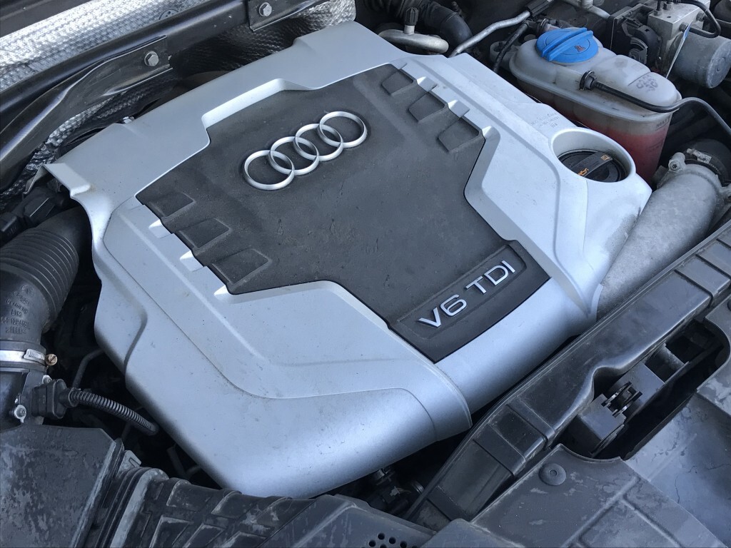 Car Audi Q5 3,0 TDI Quattro, S-Line Edition: picture 23