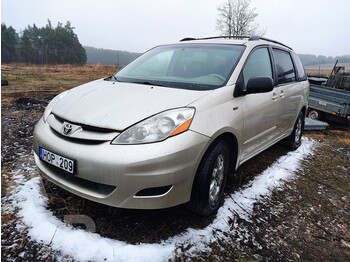 Toyota SIENNA - car