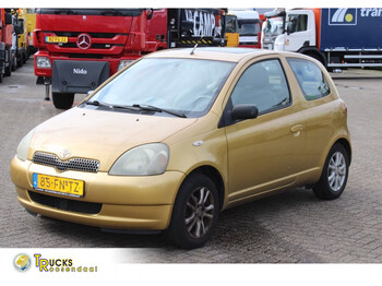 Toyota Yaris + Manual - car