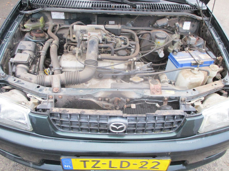 Car Mazda Demio 1.3 , export: picture 10