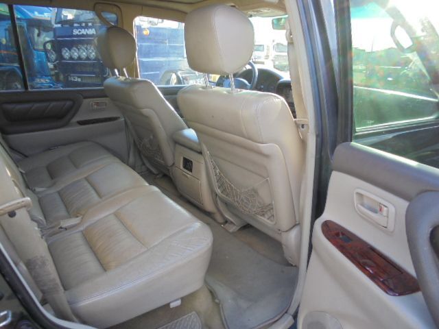 Car Toyota Land Cruiser: picture 7
