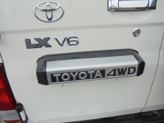 Car Toyota Land Cruiser NEW UNUSED LX V6: picture 11