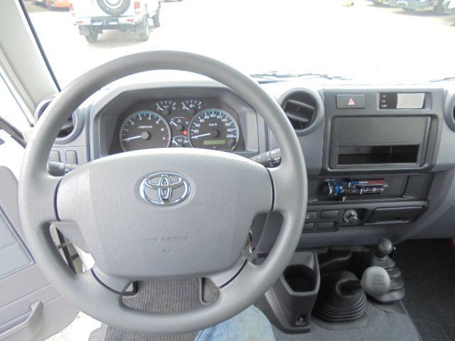 Car Toyota Land Cruiser NEW UNUSED LX V6: picture 7