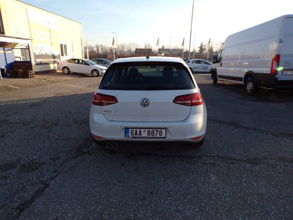 Car Volkswagen 2.0 Tdi 135kw Gtd: picture 4