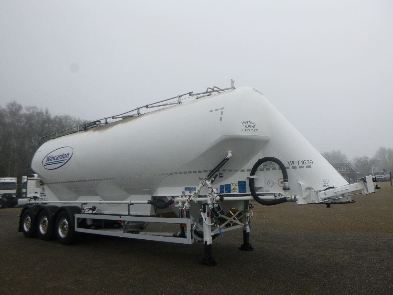 Tank semi-trailer for transportation of flour Feldbinder Powder tank alu alu 49 m3 / 1 comp: picture 2