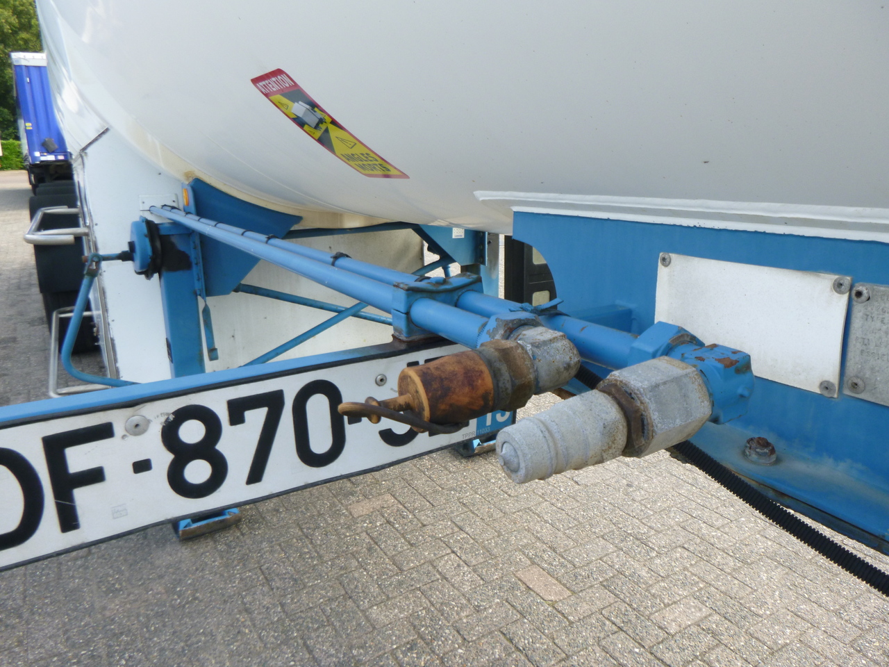 Tank semi-trailer for transportation of gas Guhur Low-pressure gas tank steel 31.5 m3 / 10 bar (methyl chloride): picture 15