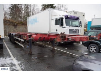 Container transporter/ Swap body semi-trailer LeciTrailer container trailer: picture 1