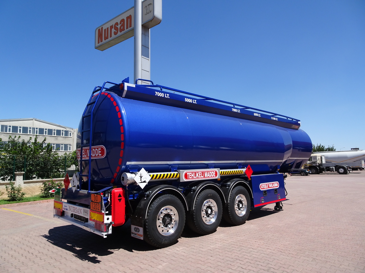 New Tank semi-trailer for transportation of fuel NURSAN Aluminium Fuel Tanker: picture 7