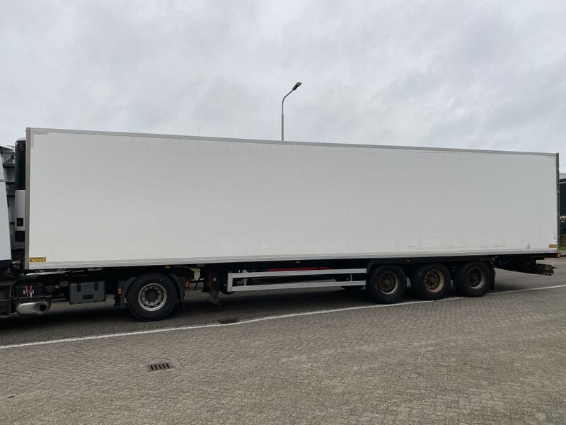 Refrigerator semi-trailer TURBO'S HOET + 3 Axle + Carrier cooling + apk: picture 4