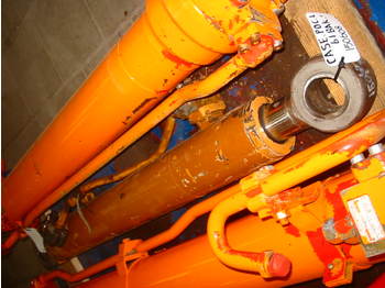 Case Poclain 61 - Hydraulic cylinder