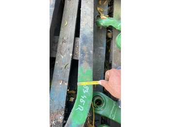 Spare parts for Farm tractor John deere 8530 , 8345r , 8360r Belki polowe ramiona podnośnika: picture 2