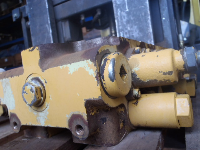 Hydraulic valve for Construction machinery Komatsu PW150 -: picture 3