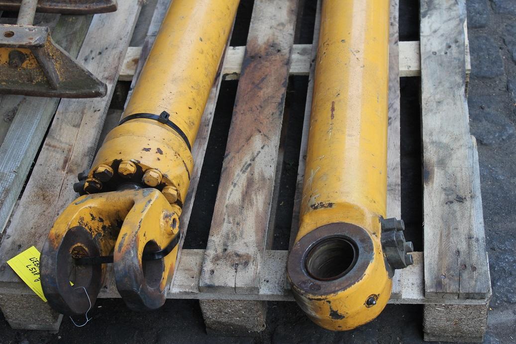 Hydraulic cylinder for Construction machinery Liebherr L538: picture 2