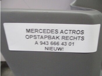 Cab and interior for Truck Mercedes-Benz ACTROS A 943 666 43 01 OPSTAPBAK RECHTS MEGASPACE: picture 2