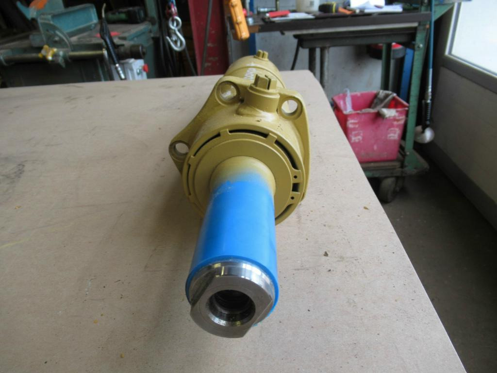 New Hydraulic cylinder for Construction machinery New Holland 153310776 -: picture 3