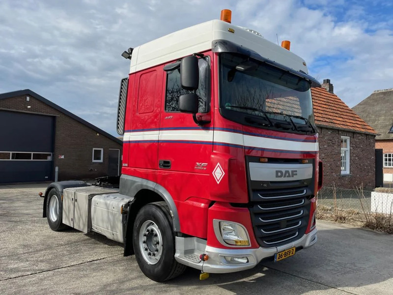 Lease a DAF XF 440 SPACECAB / EURO6 / NL TRUCK / NIGHTAIRCO DAF XF 440 SPACECAB / EURO6 / NL TRUCK / NIGHTAIRCO: picture 16