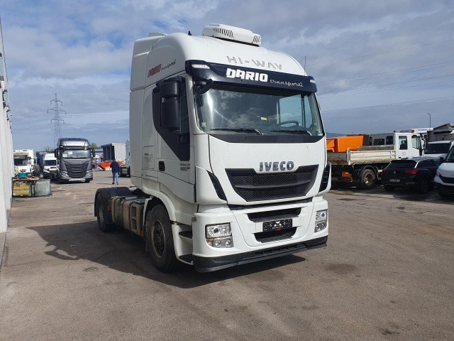 Tractor unit IVECO Stralis AS440S46T/P: picture 4