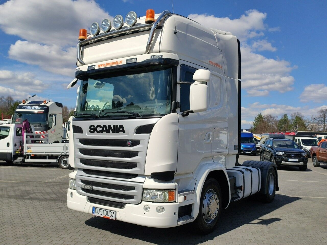 Tractor unit Scania R 450: picture 8