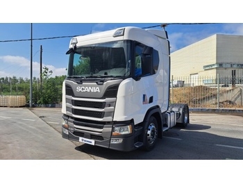 Tractor unit UVES02230050: picture 1